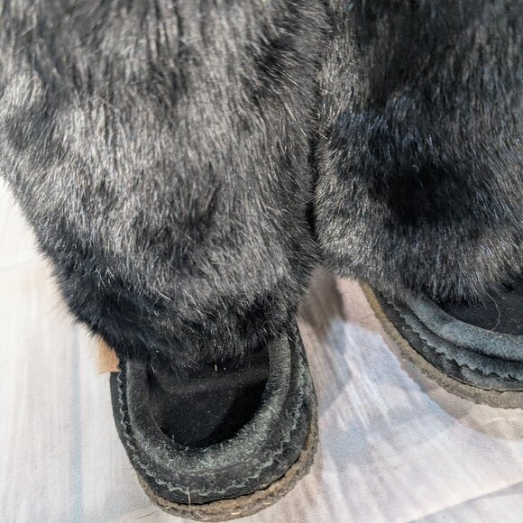 Laurentian Chief Black Fur and Suede Moccasin Boots with Tie Details - Picture 3 of 5